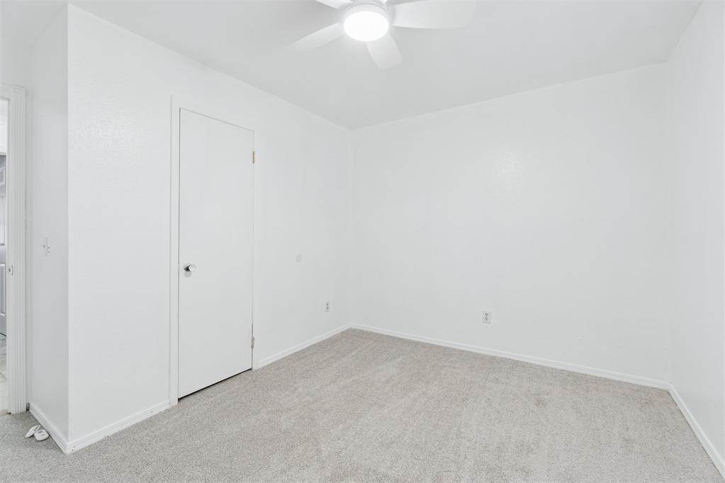 967 Heritage Mansion Property Photo 33