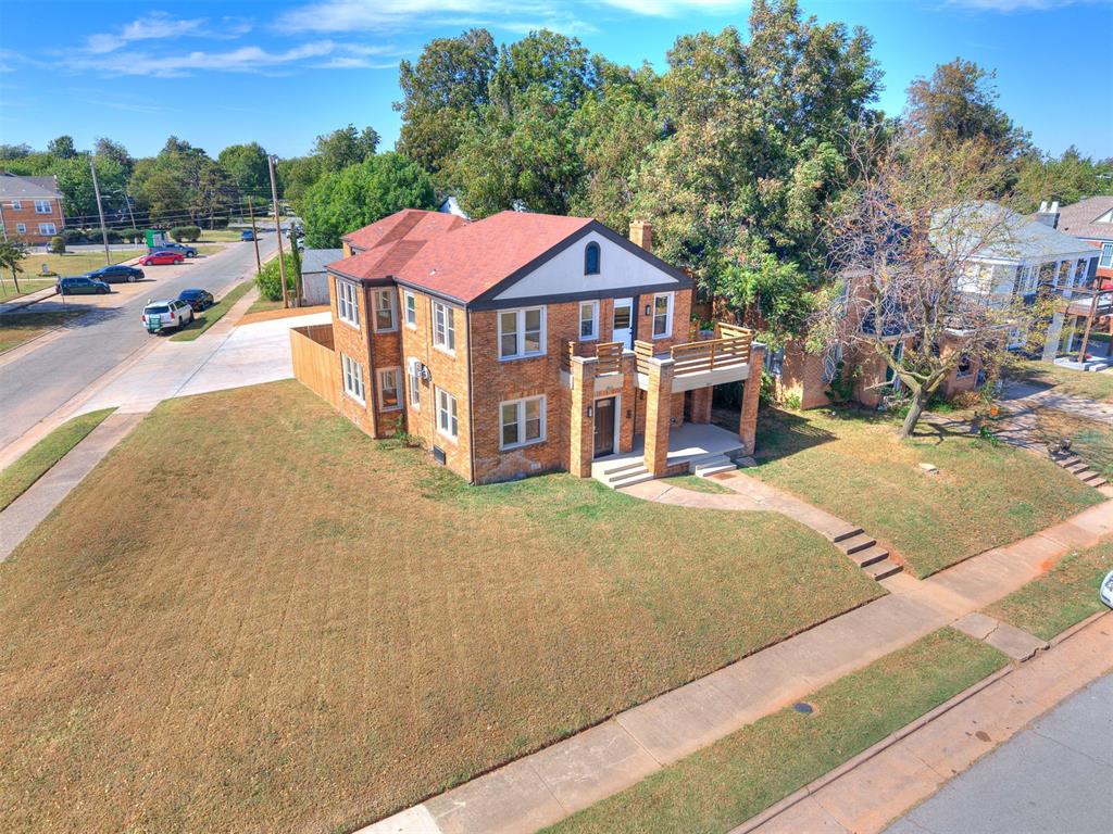 1805 N Gatewood Avenue 1 & 2 Property Photo 4