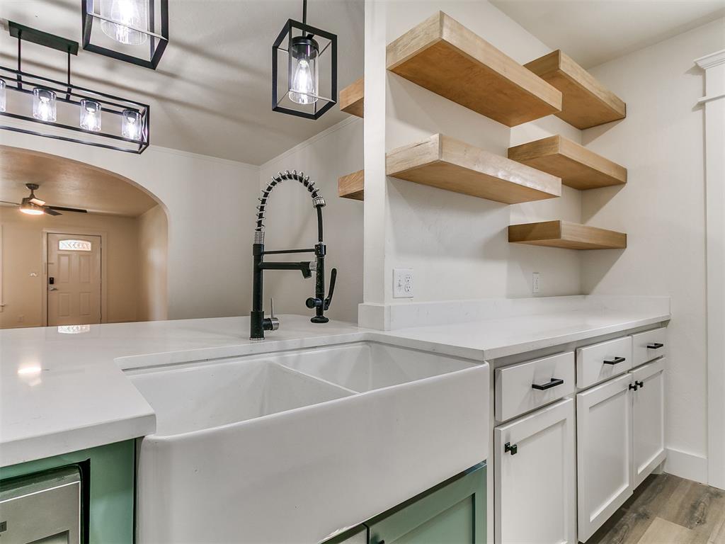 1805 N Gatewood Avenue 1 & 2 Property Photo 12