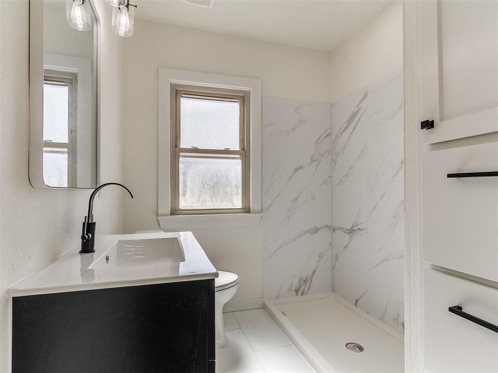1805 N Gatewood Avenue 1 & 2 Property Photo 15