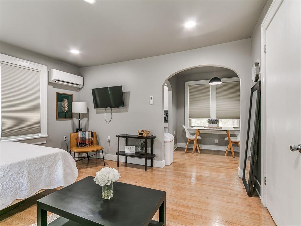 1805 N Gatewood Avenue 1 & 2 Property Photo 20