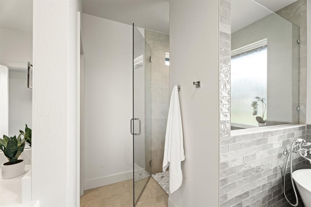 4824 Pont Neuf Road Road Property Photo 27
