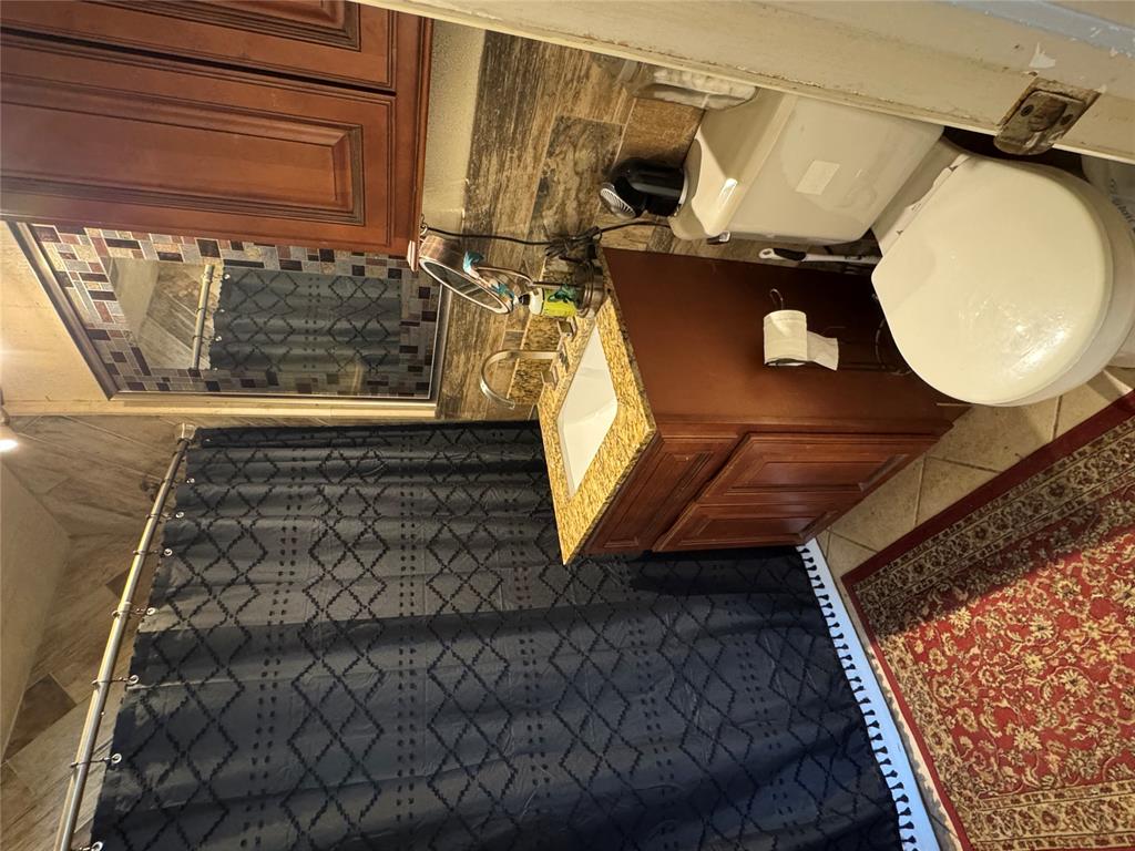 9521 N Walker Avenue Property Photo 7