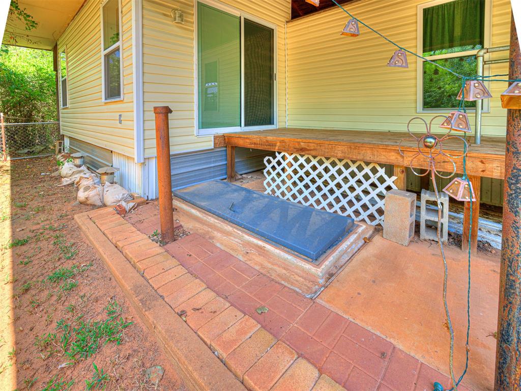 9201 E Slaughterville Road Property Photo 15