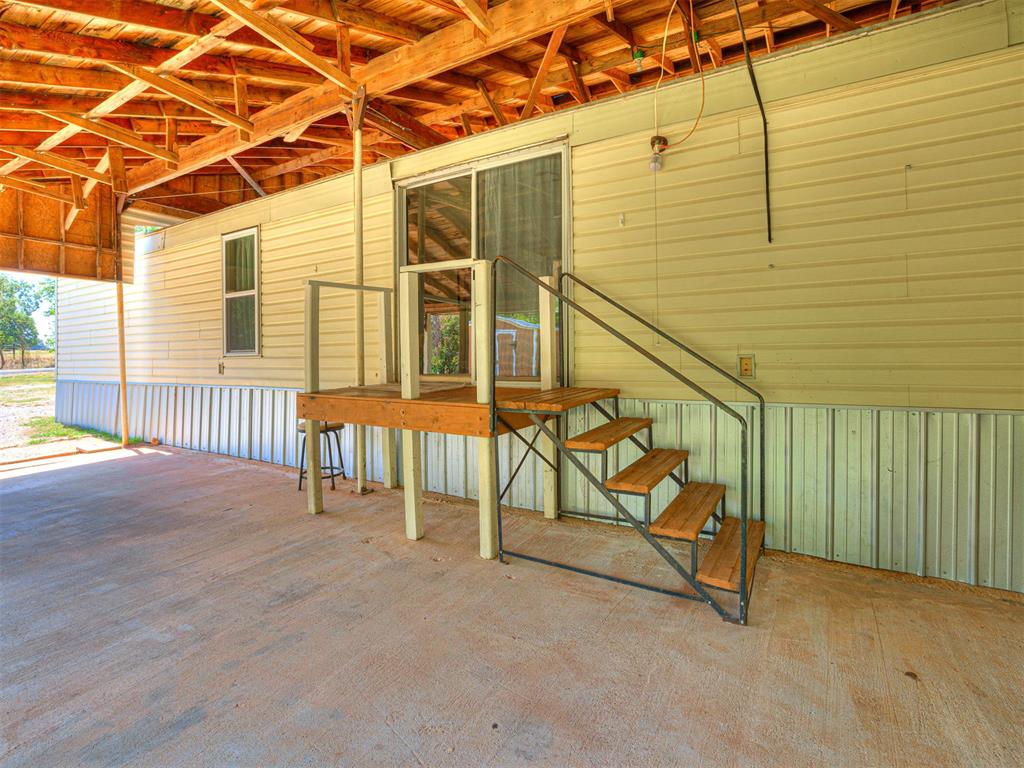 9201 E Slaughterville Road Property Photo 17