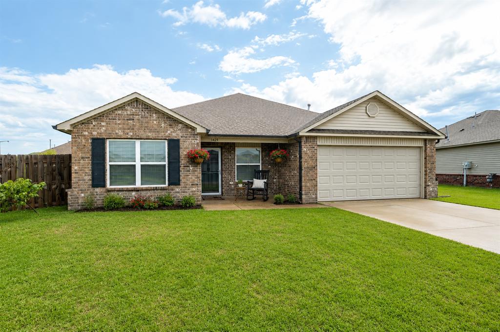1429 Quartz Place Property Photo 1