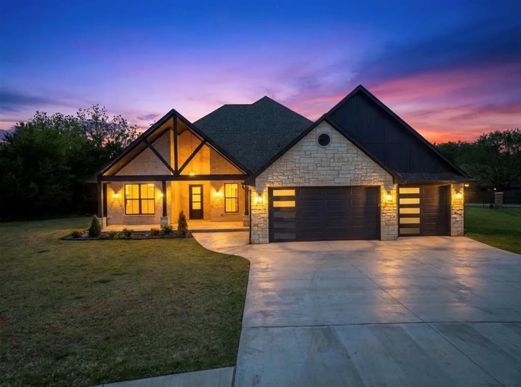 2907 Ridgecrest Drive Property Photo 1