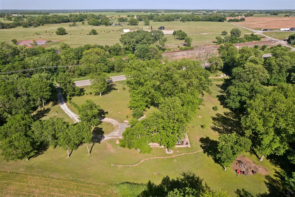 15137 Us Highway 77 Property Photo 6