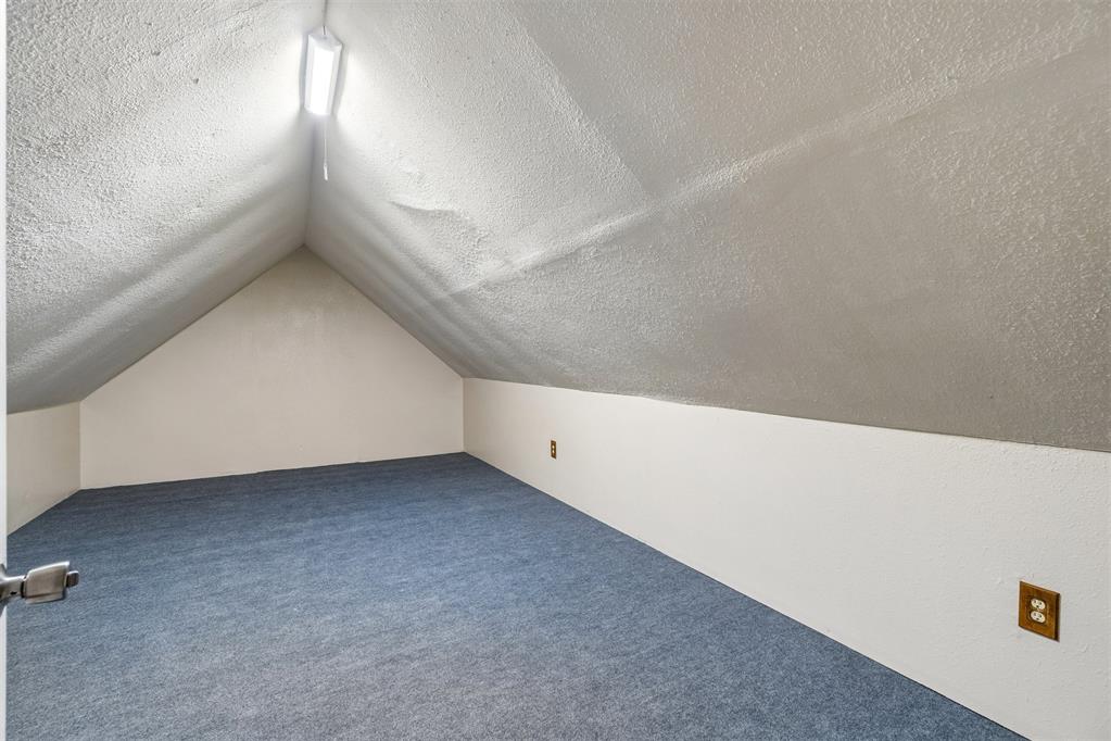 15137 Us Highway 77 Property Photo 43