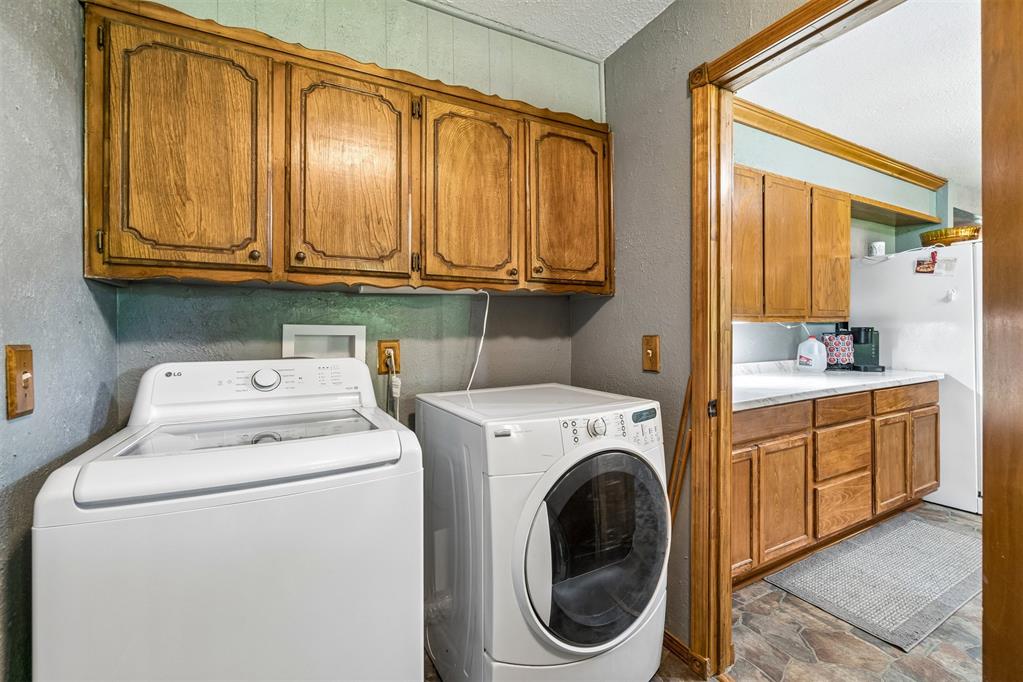 15137 Us Highway 77 Property Photo 47