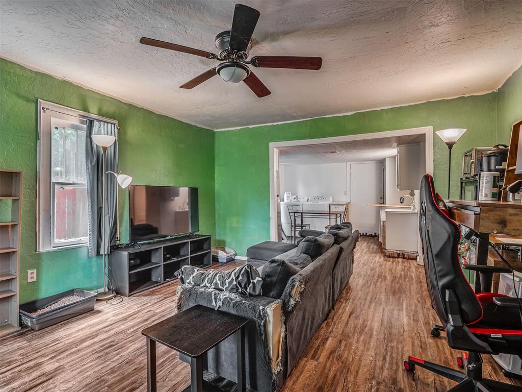 617 E Eufaula Street Property Photo 2