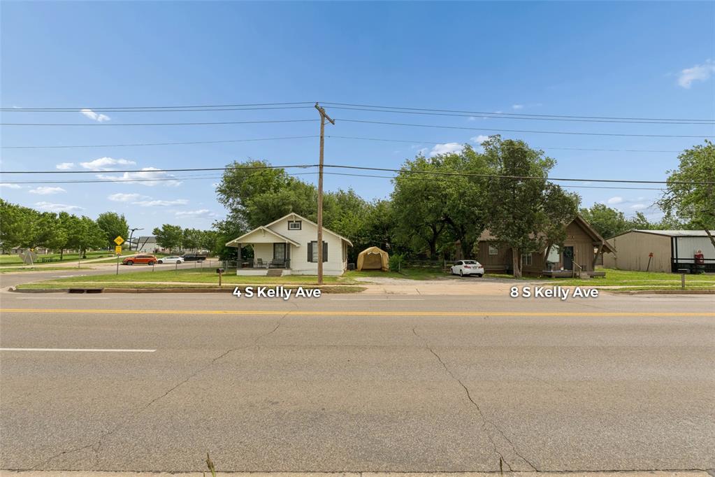 812 W Main Street Property Photo 10