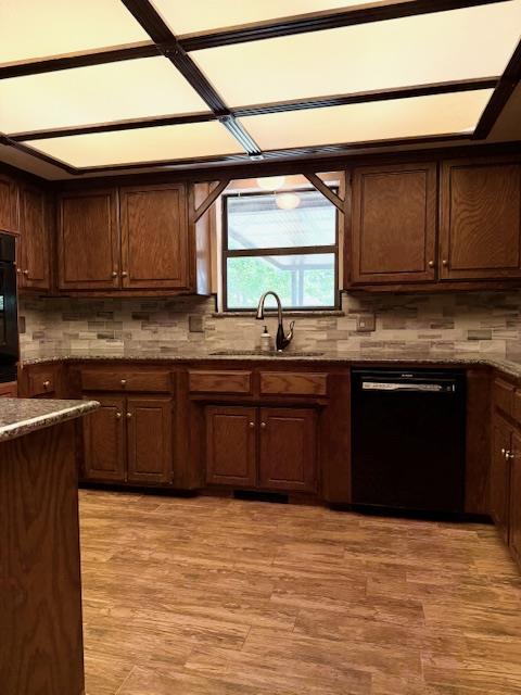 309 Kings Canyon Drive Property Photo 11