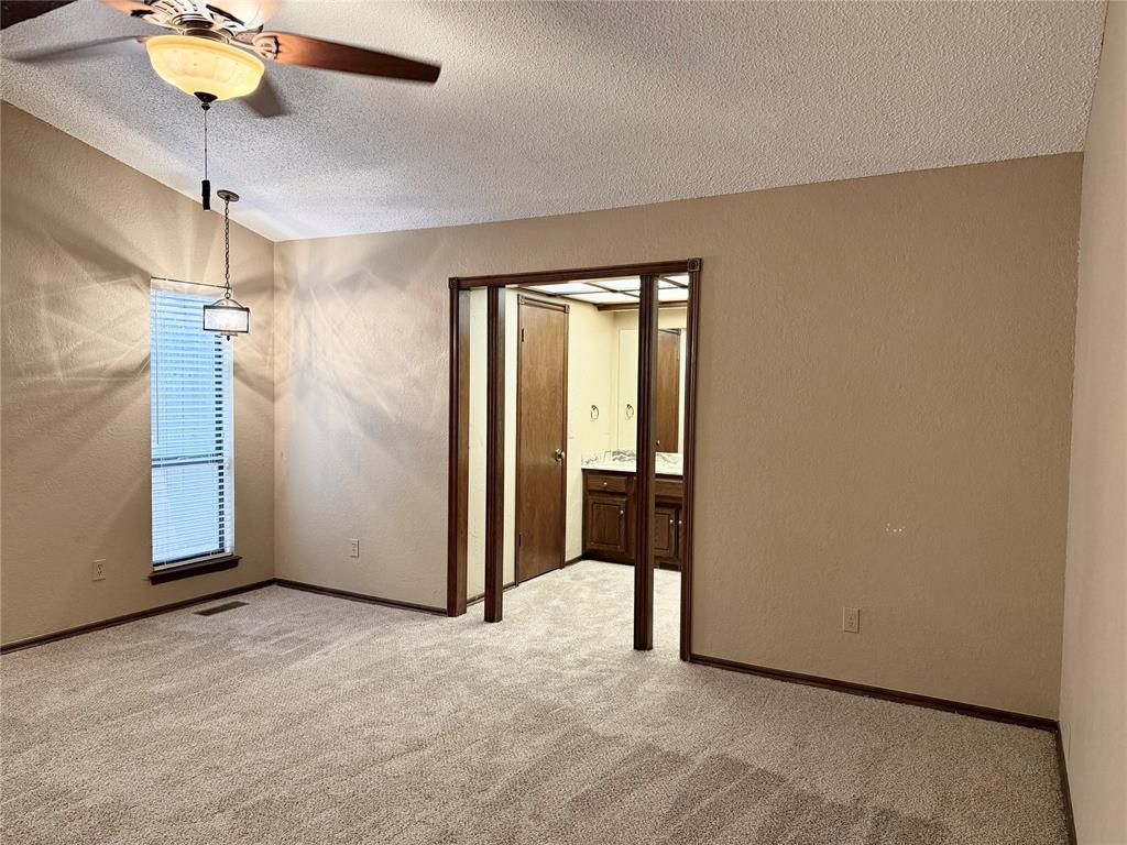 309 Kings Canyon Drive Property Photo 18