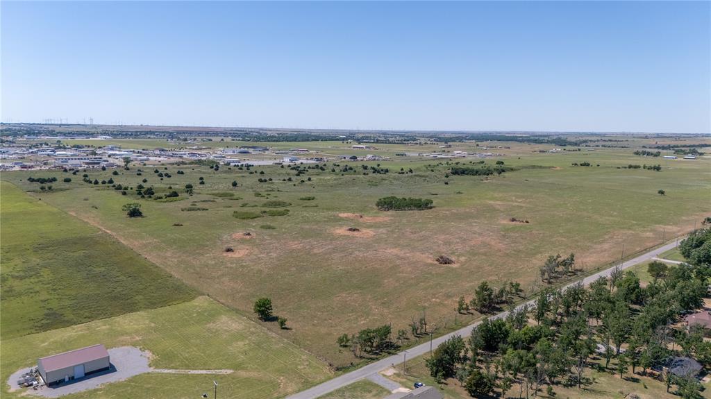 2 N 2440 Road Property Photo 5
