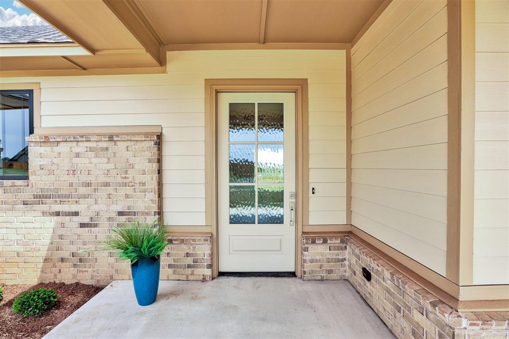 1026 Maverick Pass Property Photo 4