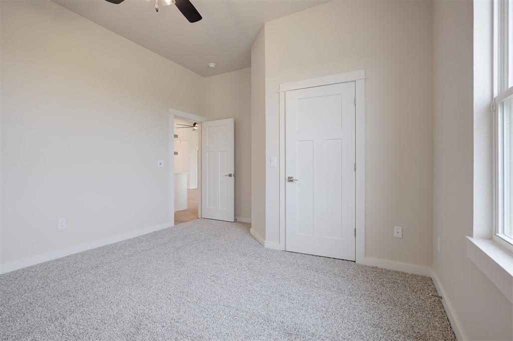 1026 Maverick Pass Property Photo 35