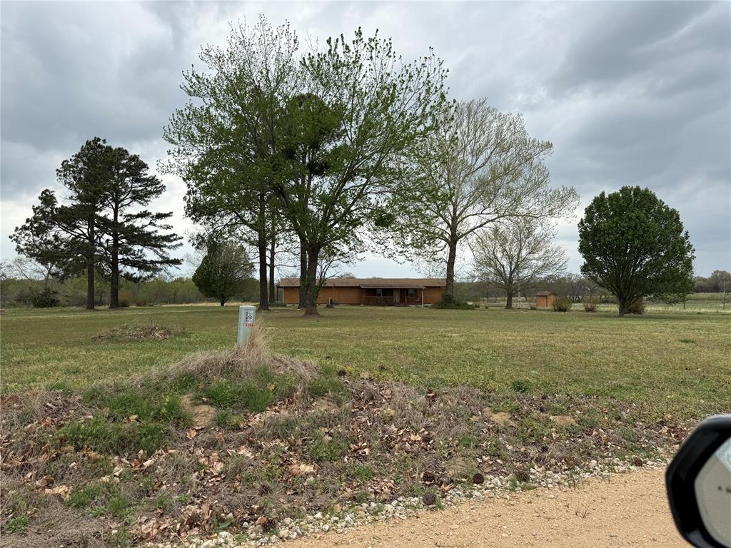 103051 N 3810 Road Property Photo 2
