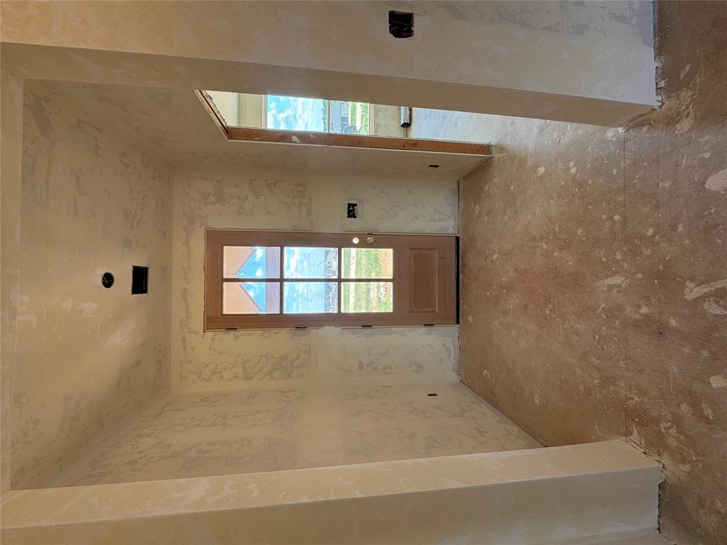 2436 Wolf Creek Bend Property Photo 7