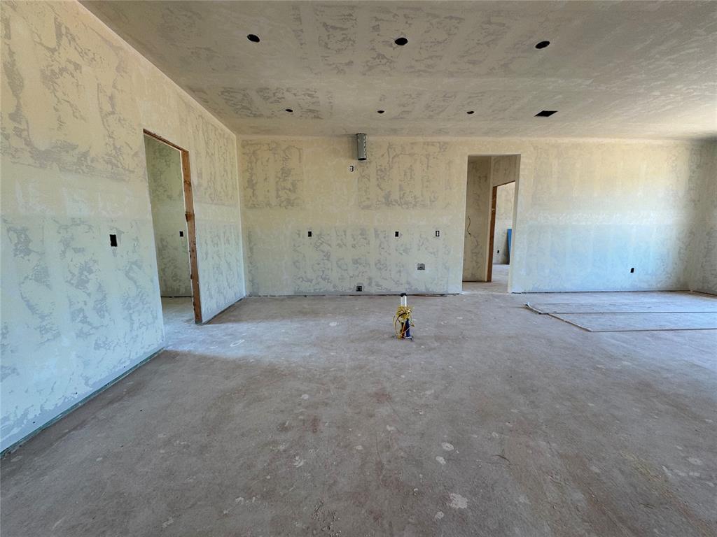 2436 Wolf Creek Bend Property Photo 8
