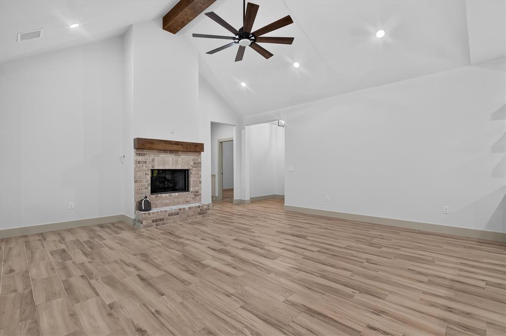 2436 Wolf Creek Bend Property Photo 9