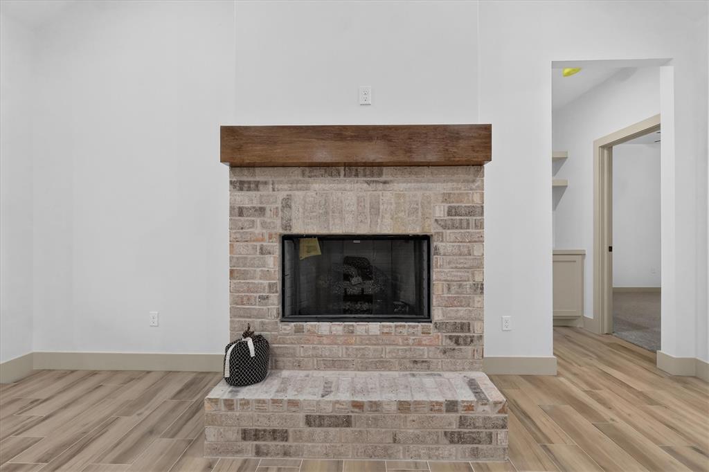 2436 Wolf Creek Bend Property Photo 12