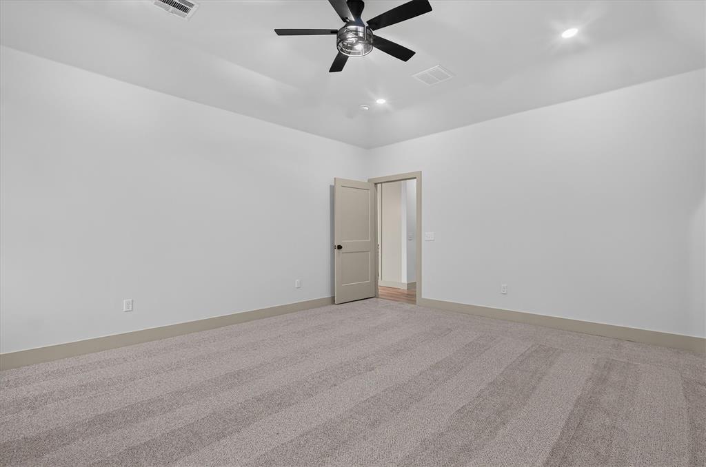 2436 Wolf Creek Bend Property Photo 34