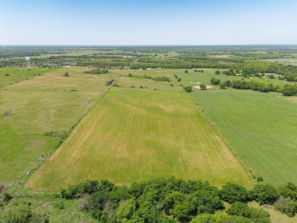 00 N Kickapoo Street Property Photo 5