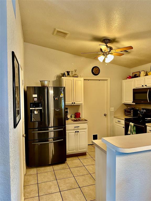 409 Calla Lily Lane Property Photo 7