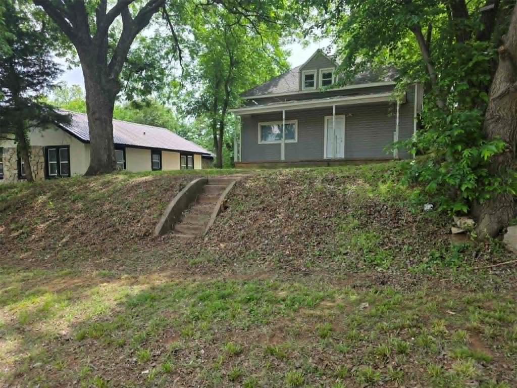 907 W Minnesota Avenue Property Photo 4