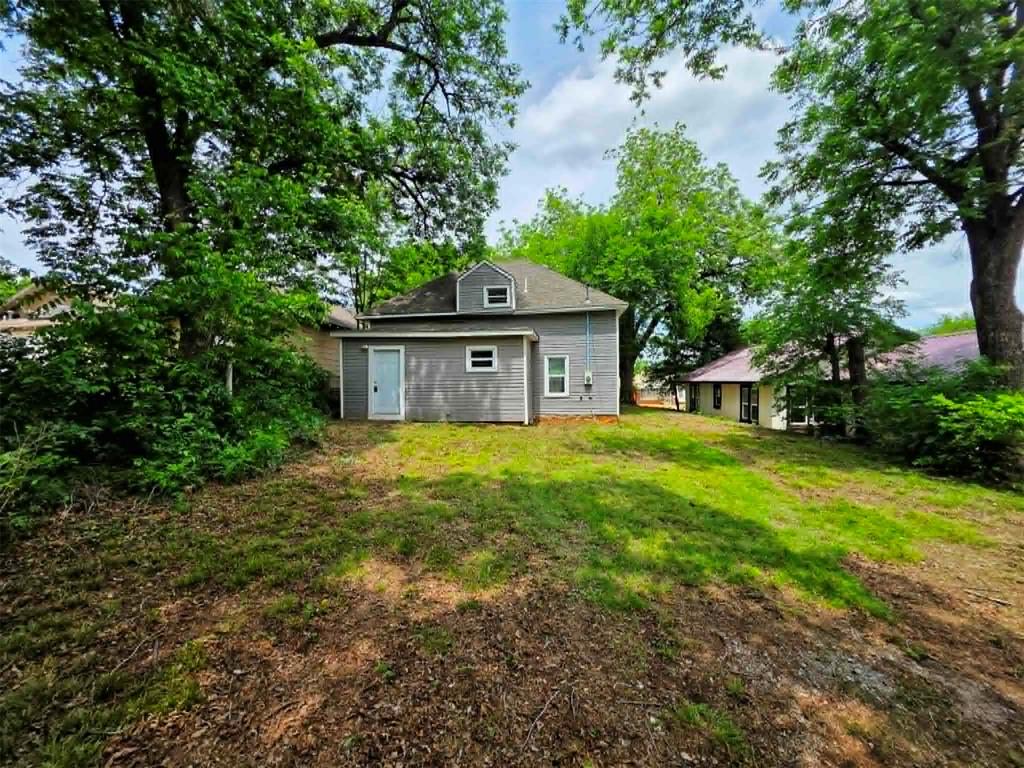 907 W Minnesota Avenue Property Photo 5
