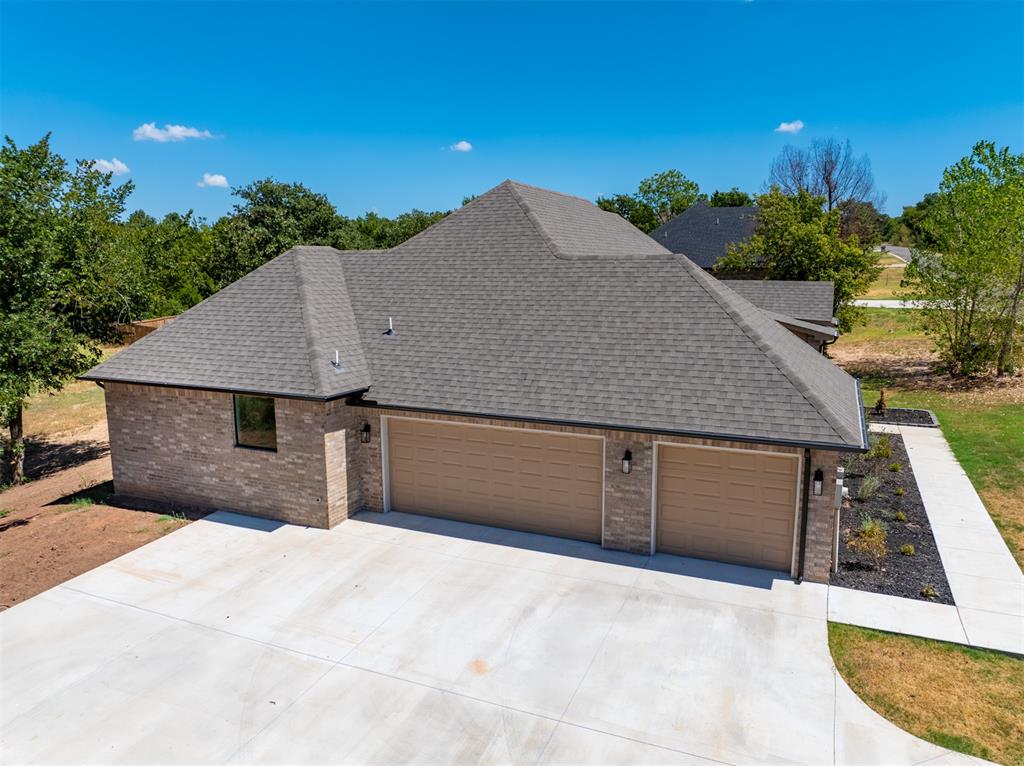 2299 Pecan Ridge Property Photo 3