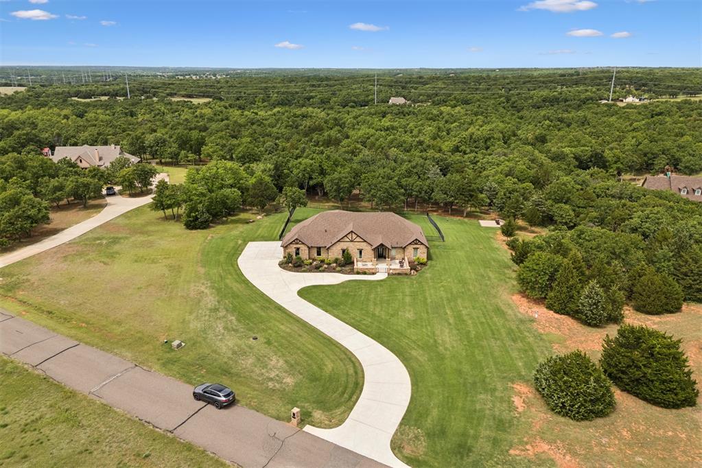 13281 Rock Hollow Circle Property Photo 3