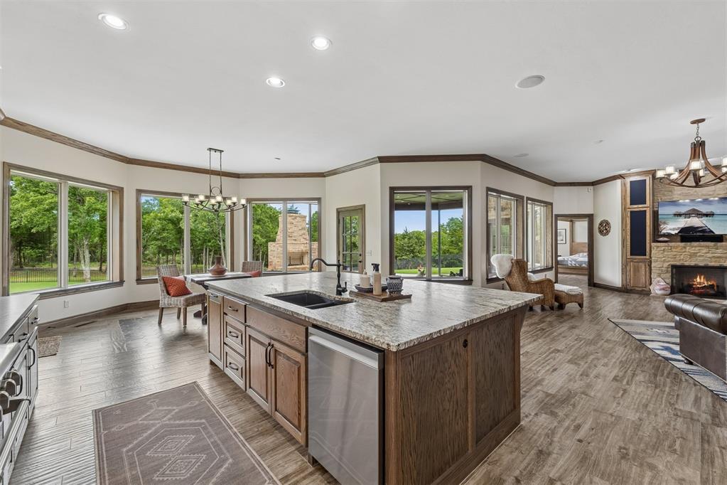 13281 Rock Hollow Circle Property Photo 14