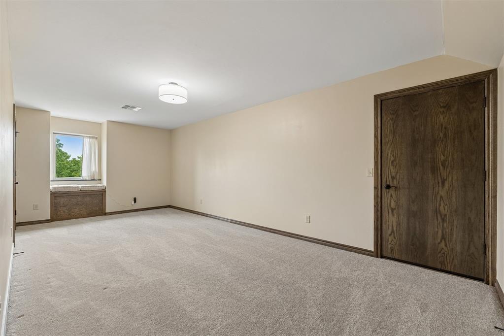 13281 Rock Hollow Circle Property Photo 26