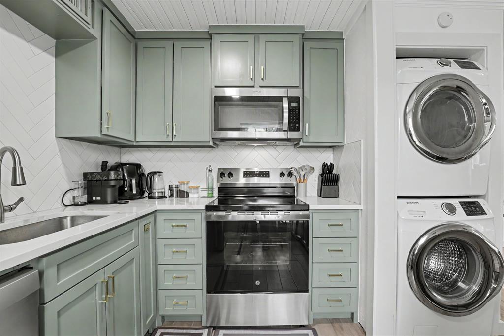 6100 N Brookline Avenue 8 Property Photo 6