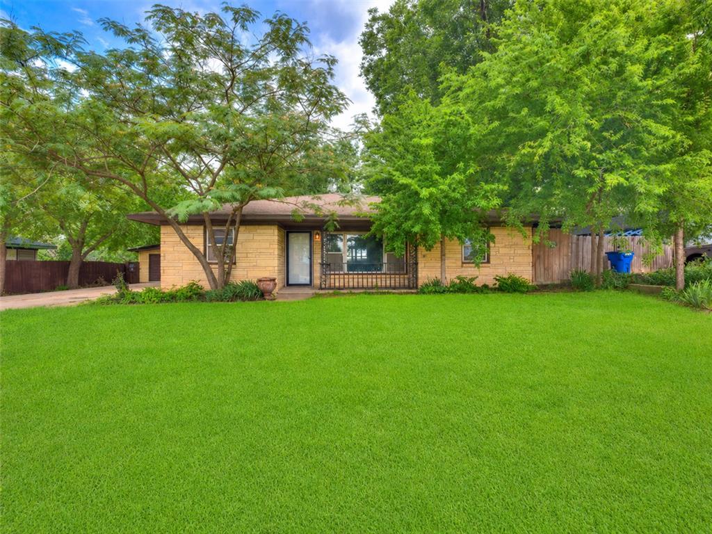 2016 W Noble Avenue Property Photo 1