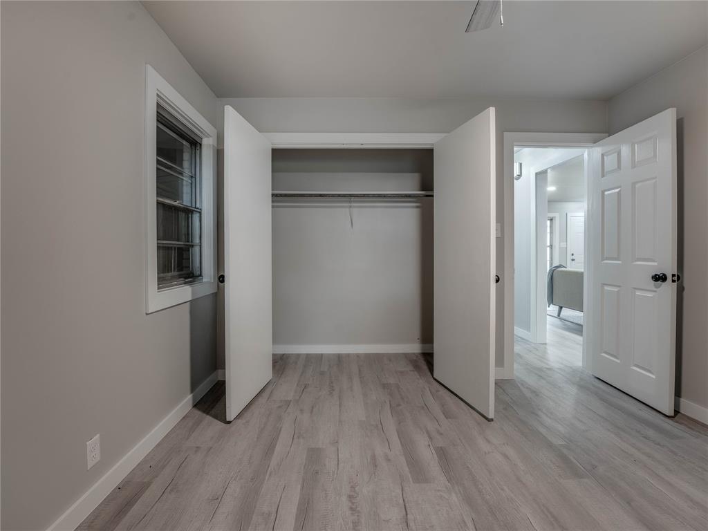 2016 W Noble Avenue Property Photo 25