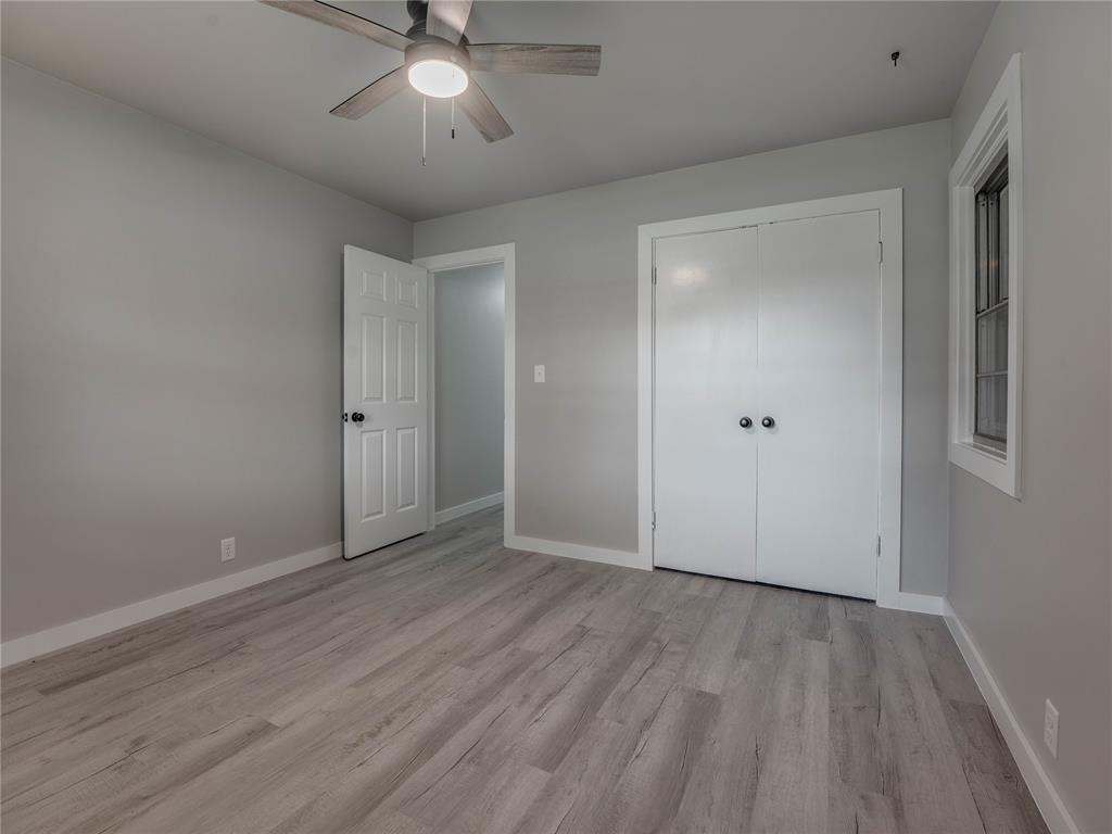 2016 W Noble Avenue Property Photo 27
