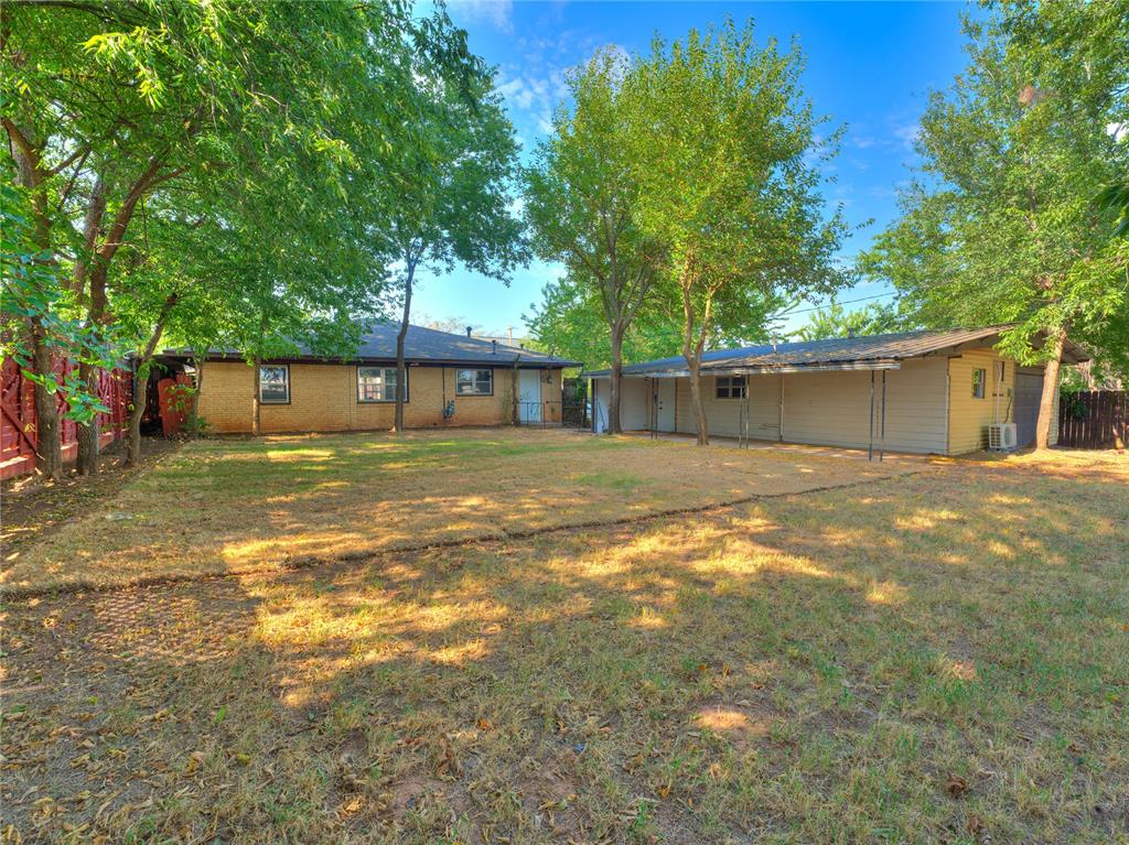 2016 W Noble Avenue Property Photo 40