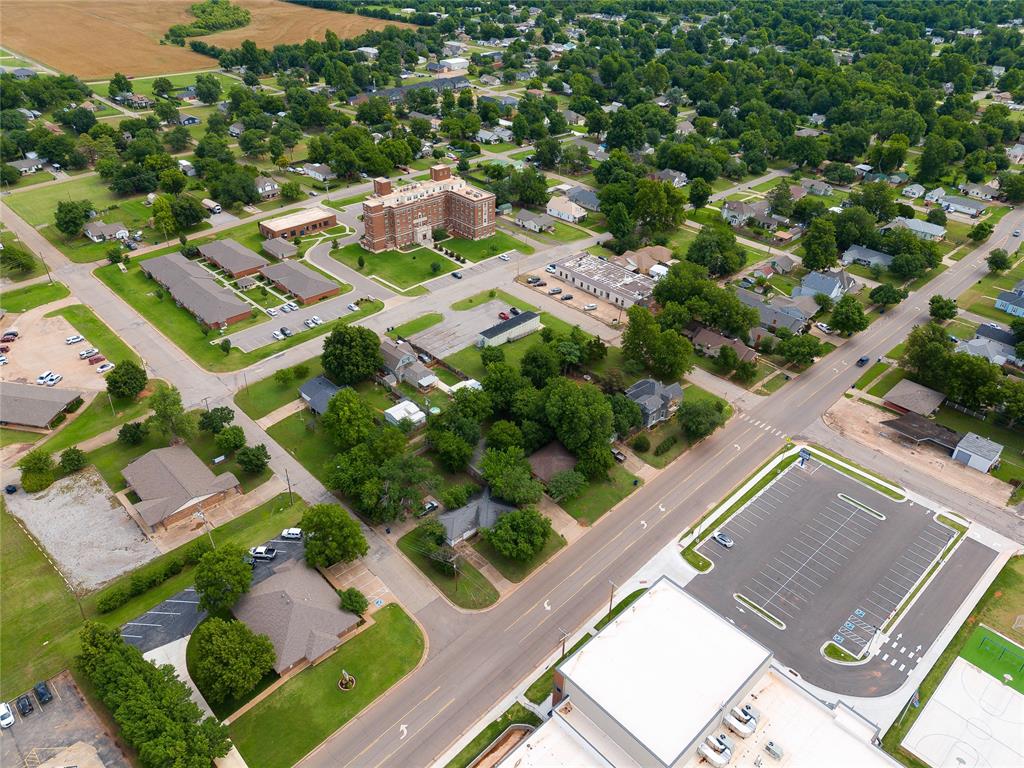 2016 W Noble Avenue Property Photo 41