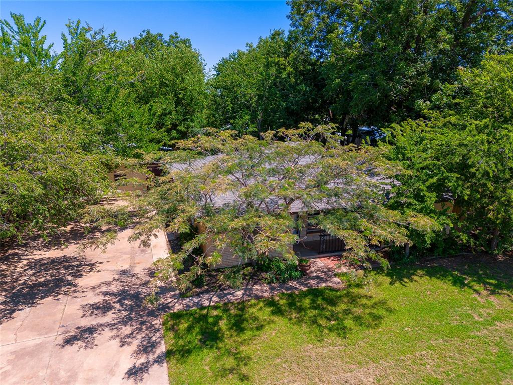 2016 W Noble Avenue Property Photo 43