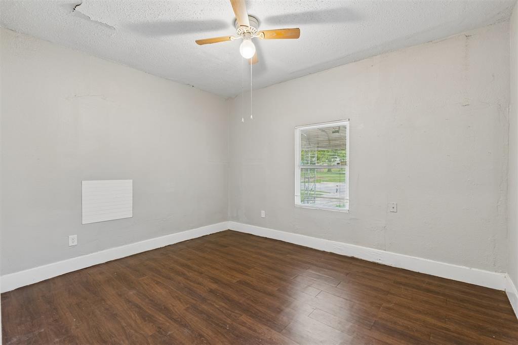 2300 N Prospect Avenue Property Photo 23