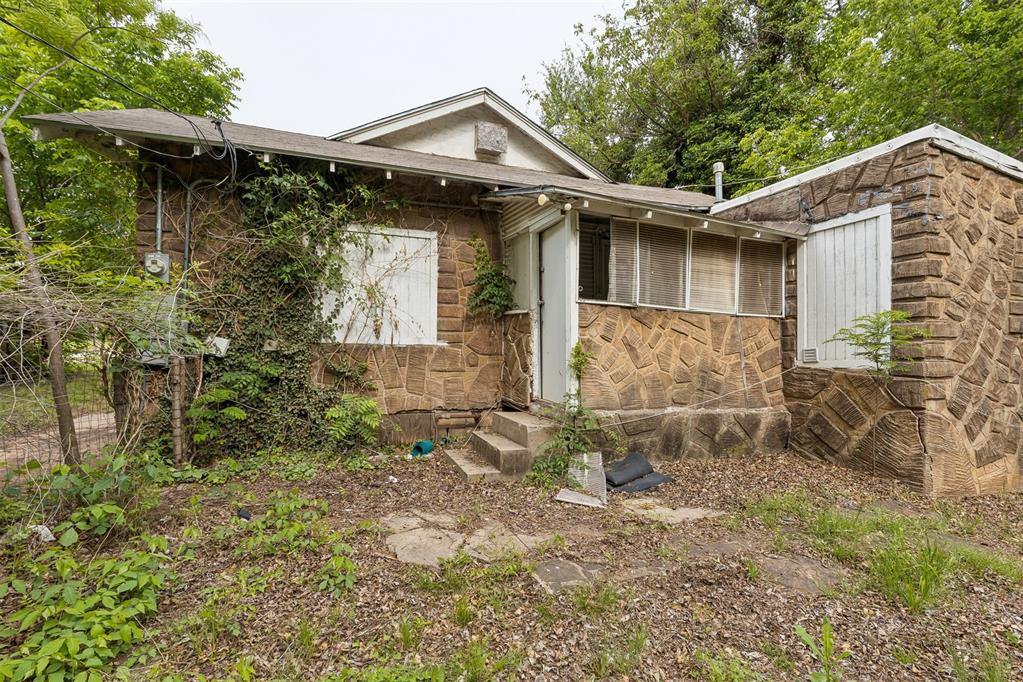 2300 N Prospect Avenue Property Photo 27