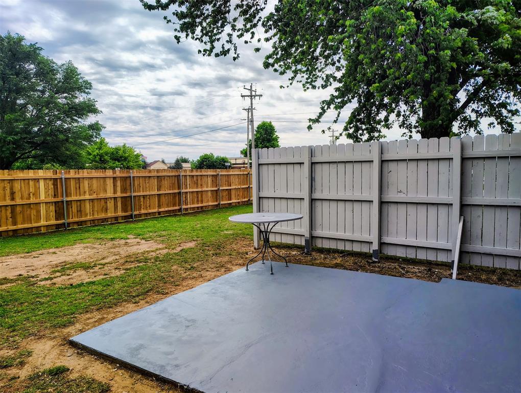 1000 N Doris Avenue Property Photo 22