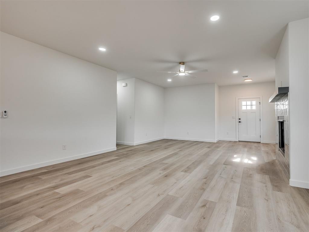 1901 Long Cove Avenue Property Photo 12