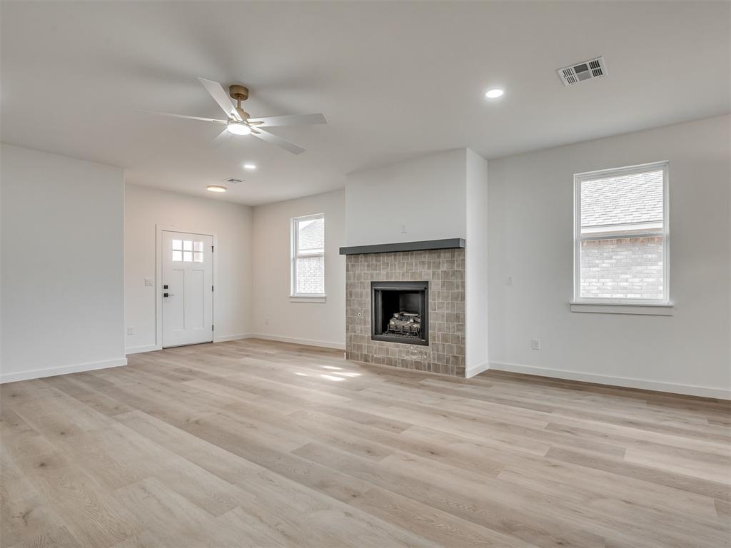 1901 Long Cove Avenue Property Photo 14