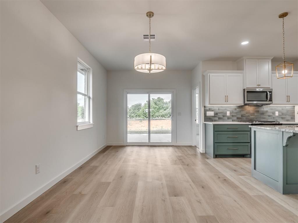1901 Long Cove Avenue Property Photo 16