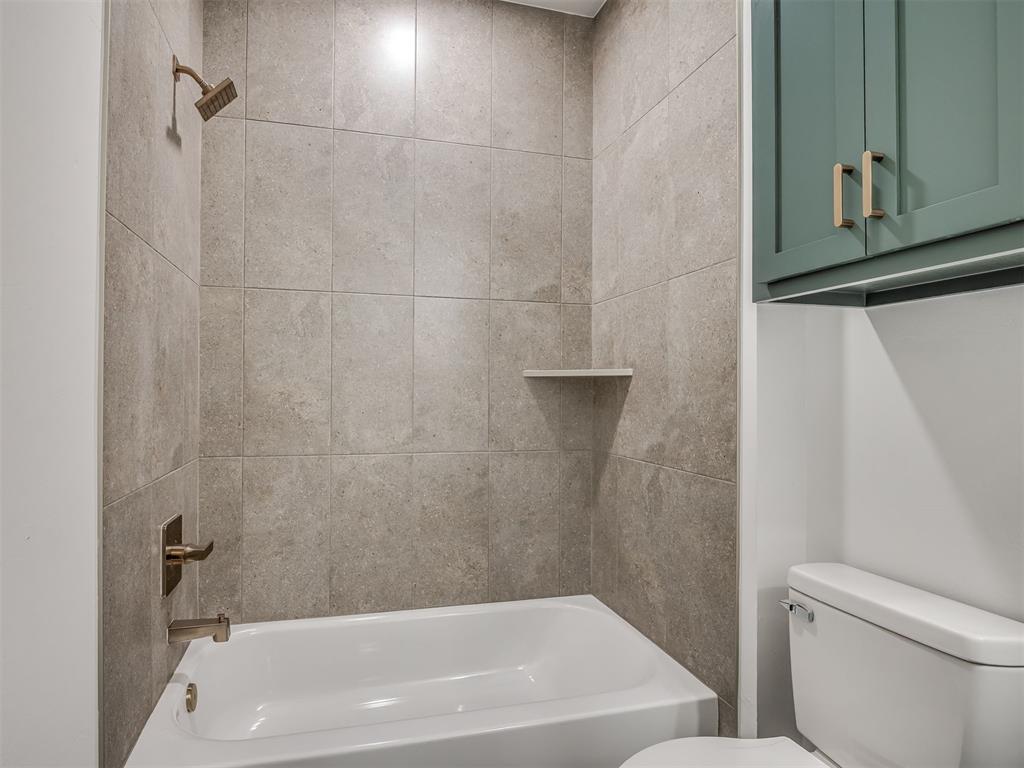 1901 Long Cove Avenue Property Photo 33