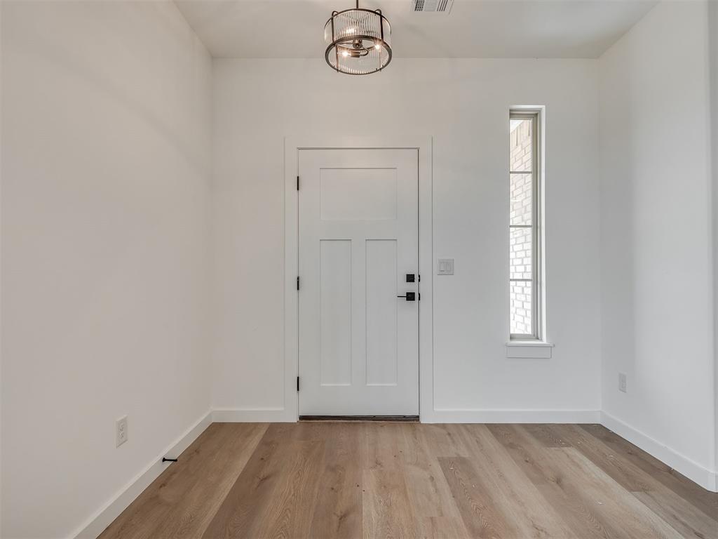 10617 Sw 18th Street Property Photo 5